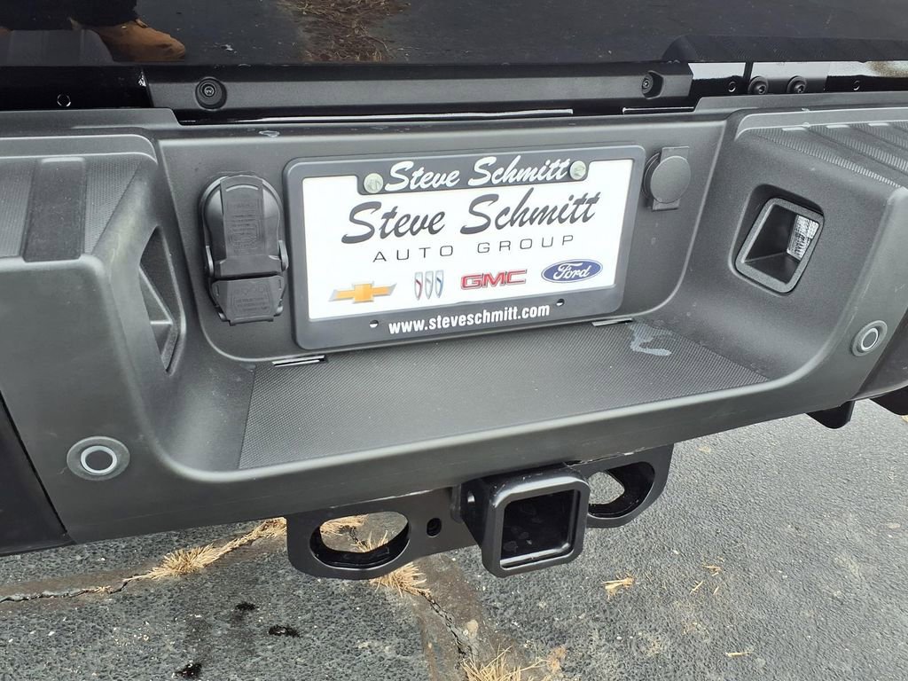 New 2026 Ford F350 Lariat w/ Black Appearance Package image 24