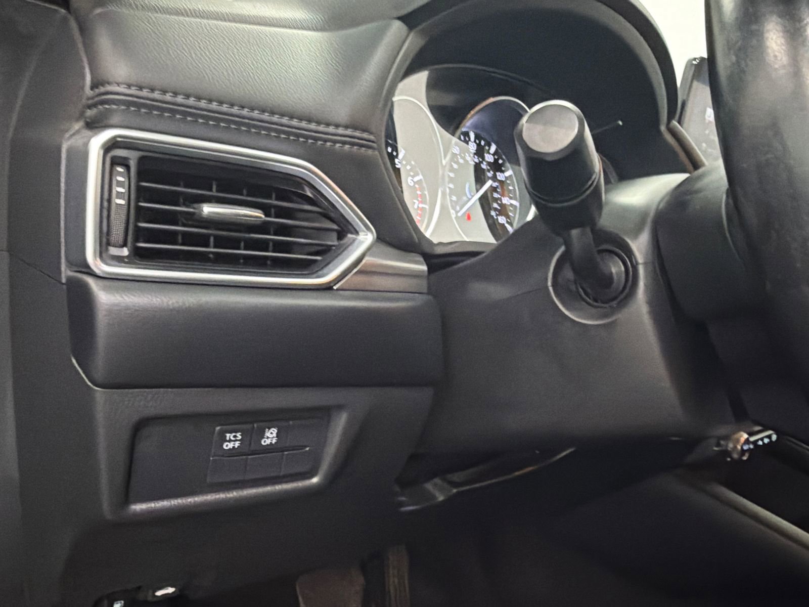 Used 2021 MAZDA CX-5 Touring image 31