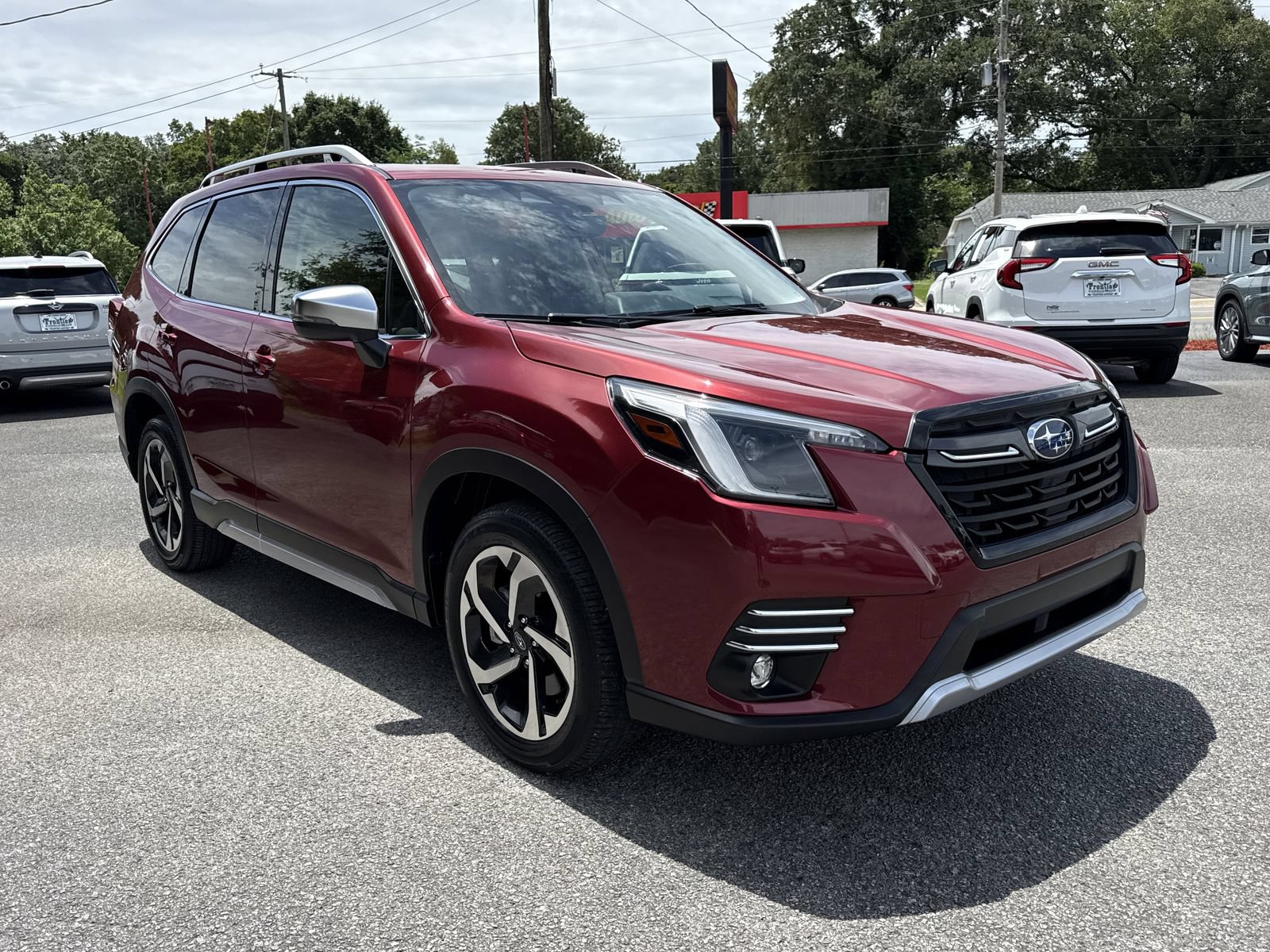 Used 2023 Subaru Forester Touring AWD/4WD image 7