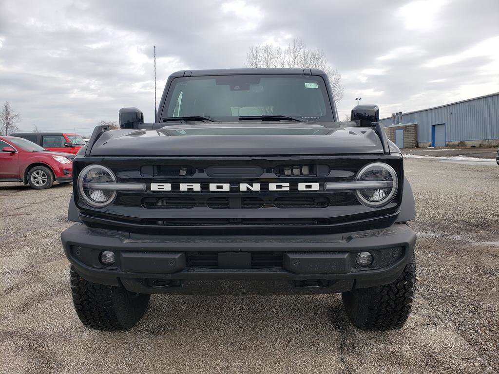 New 2026 Ford Bronco Outer Banks w/ Sasquatch Package image 9