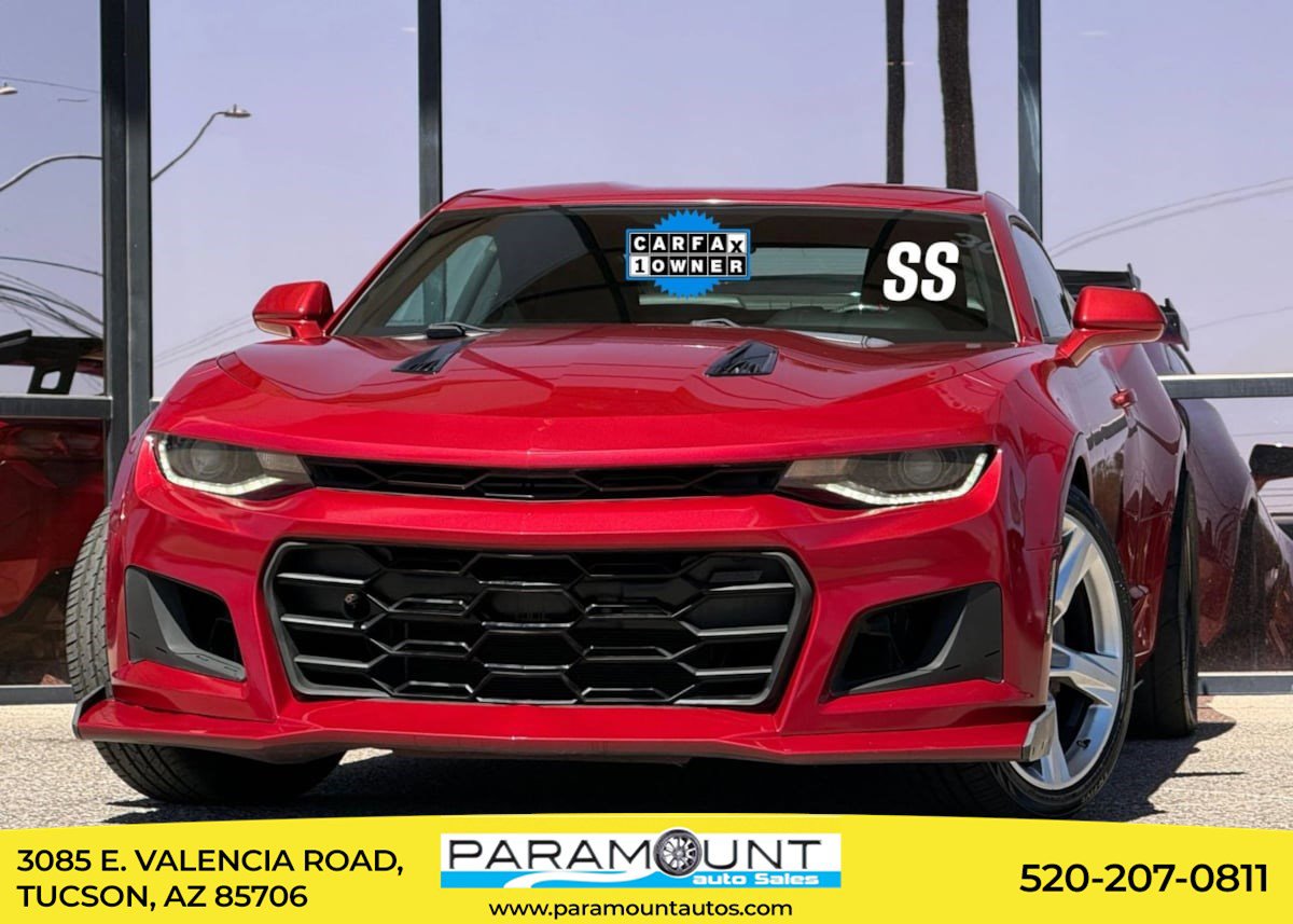 Used 2018 Chevrolet Camaro SS RWD image 1