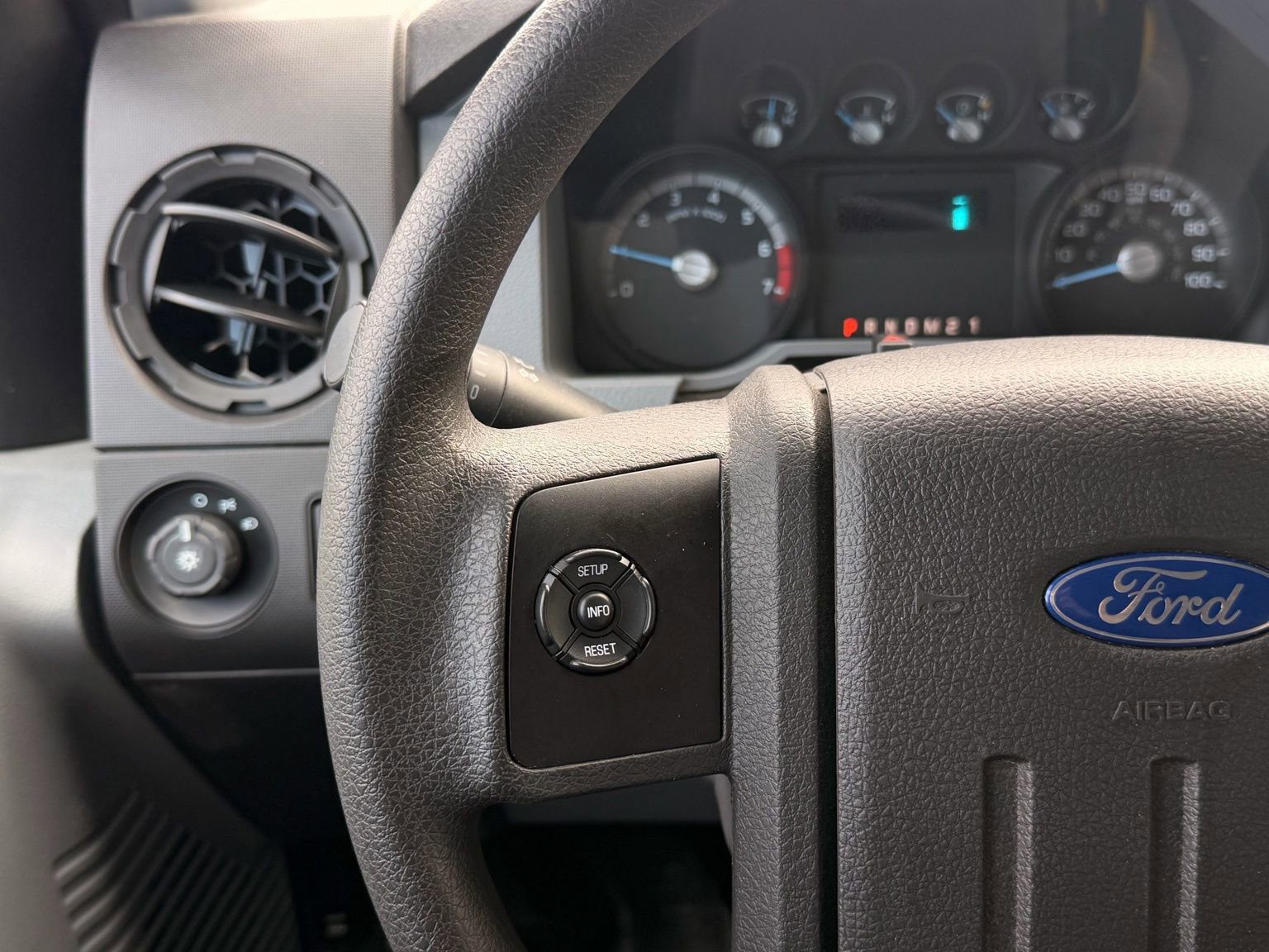 Used 2015 Ford F350 XL w/ Trailer Tow Package image 30