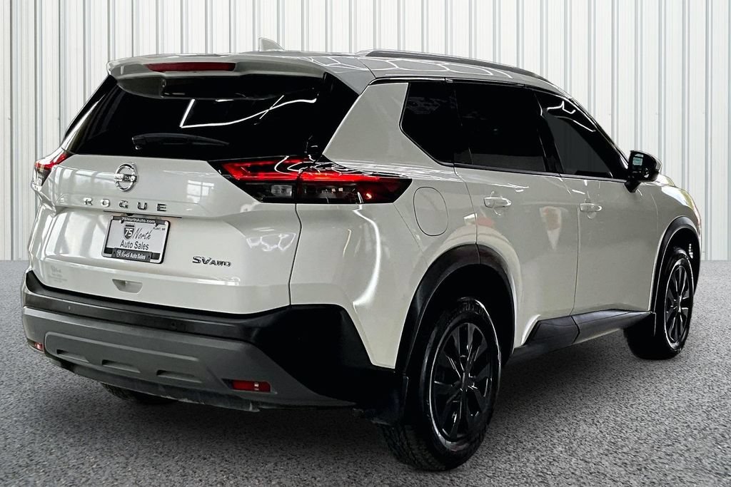 Used 2021 Nissan Rogue SV AWD/4WD image 6