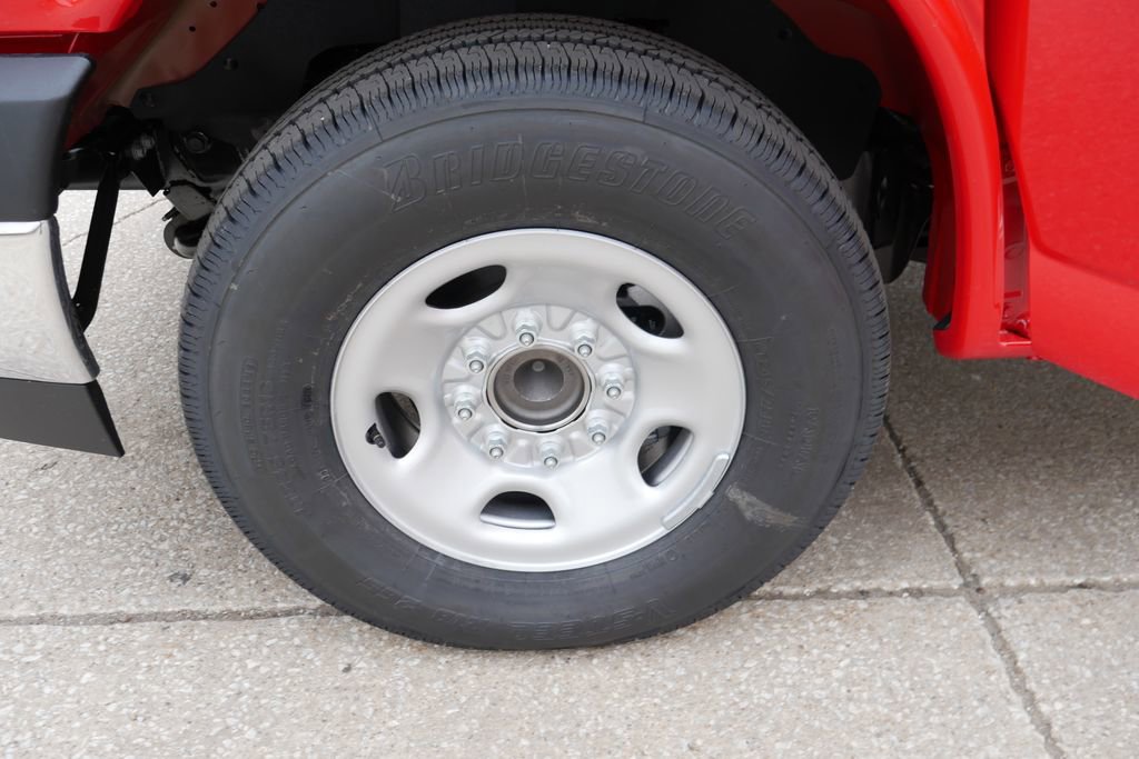 New 2026 Chevrolet Express 3500 Extended image 24