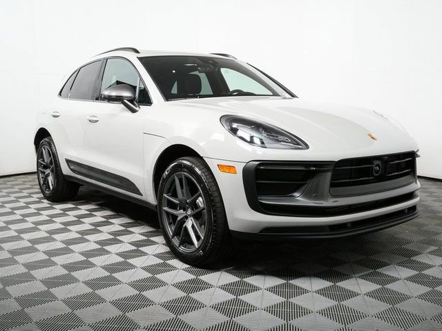 New 2026 Porsche Macan Turbo AWD/4WD image 28