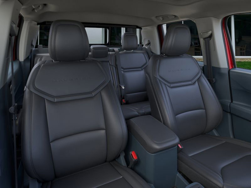 New 2026 Ford Maverick Lariat w/ Black Appearance Package image 10