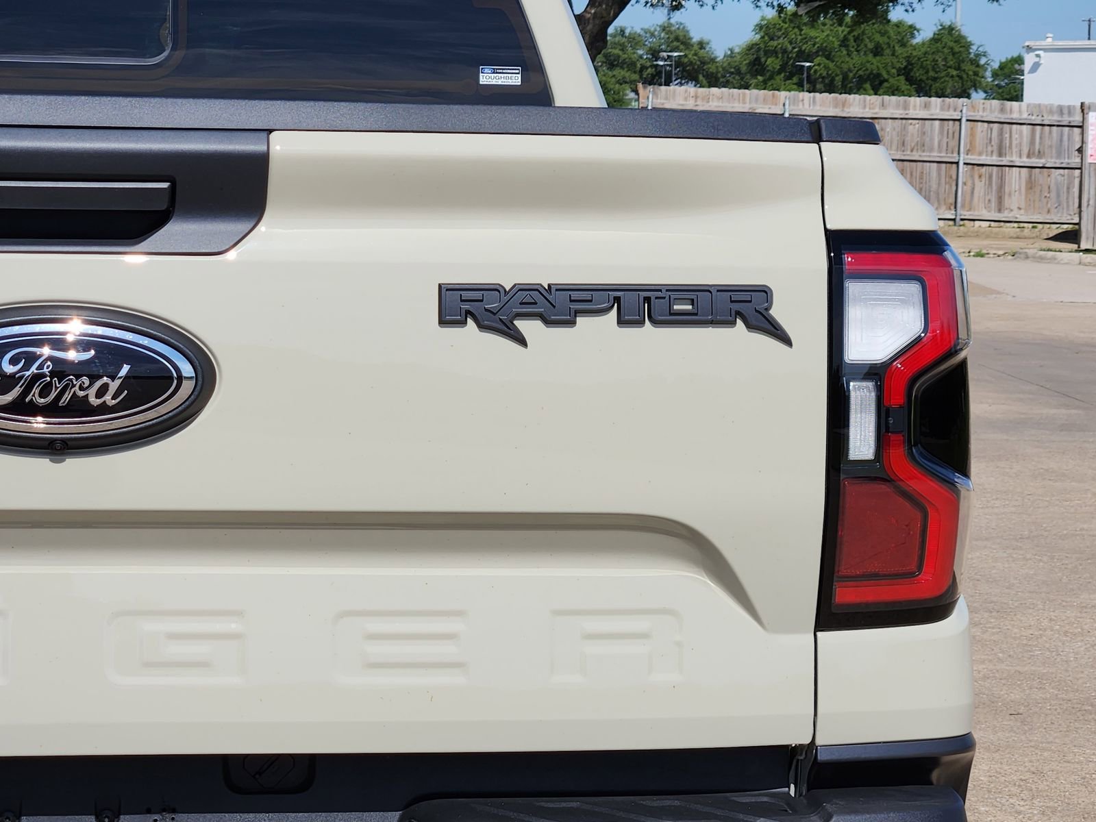 Used 2025 Ford Ranger Raptor AWD/4WD image 16