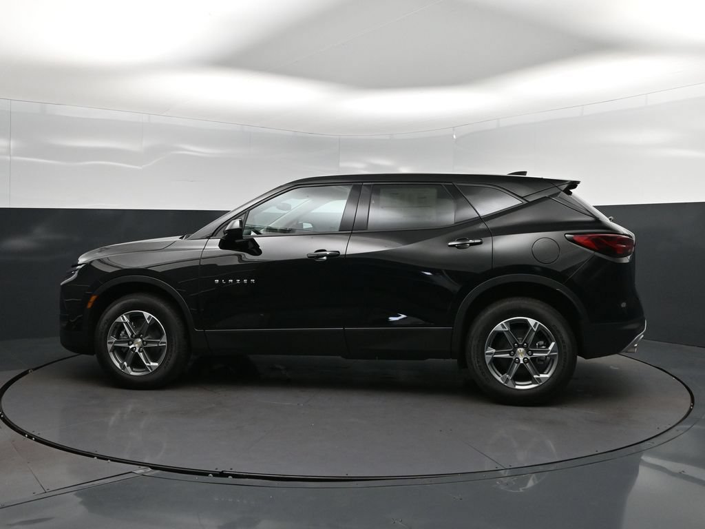 New 2026 Chevrolet Blazer LT FWD image 4