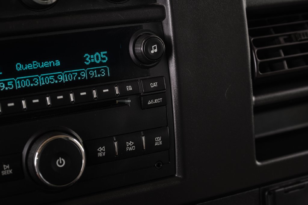 Used 2021 Chevrolet Express 3500 LS w/ Chrome Appearance Package RWD image 23