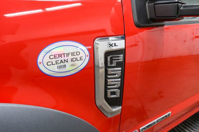 Used 2017 Ford F550 4x4 Regular Cab Super Duty image 7