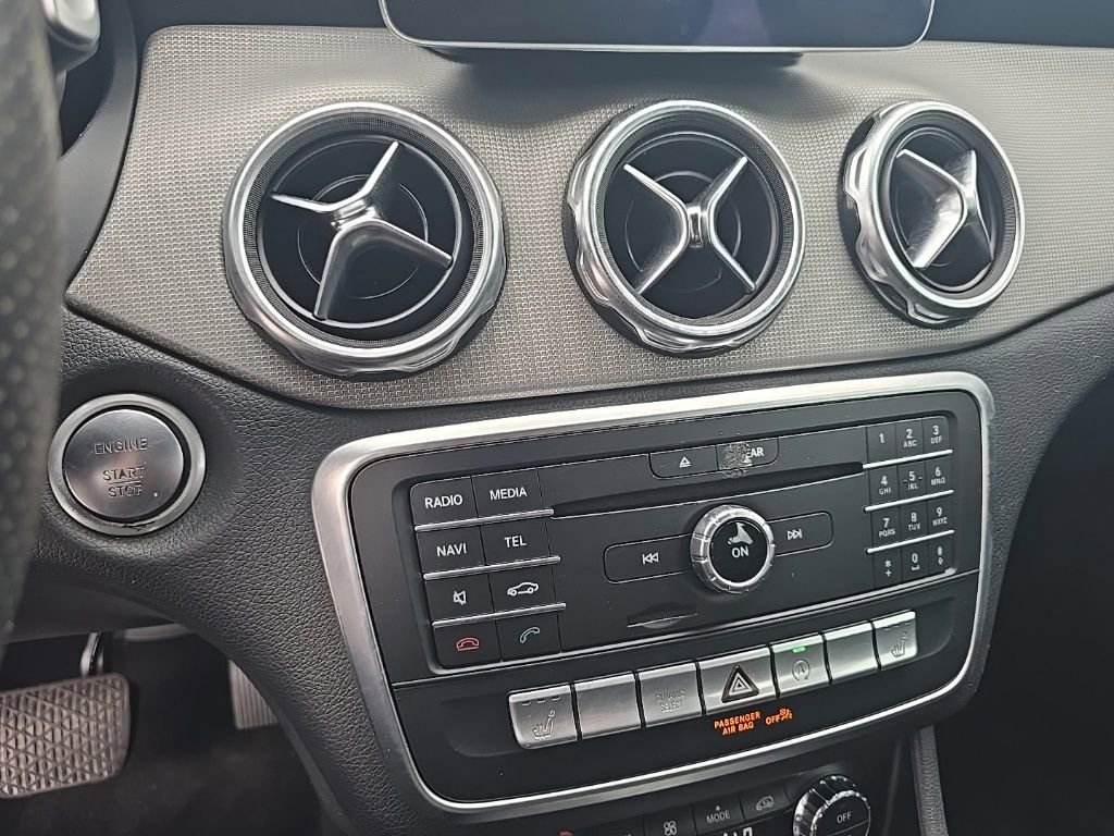Used 2020 Mercedes-Benz GLA 250 image 19