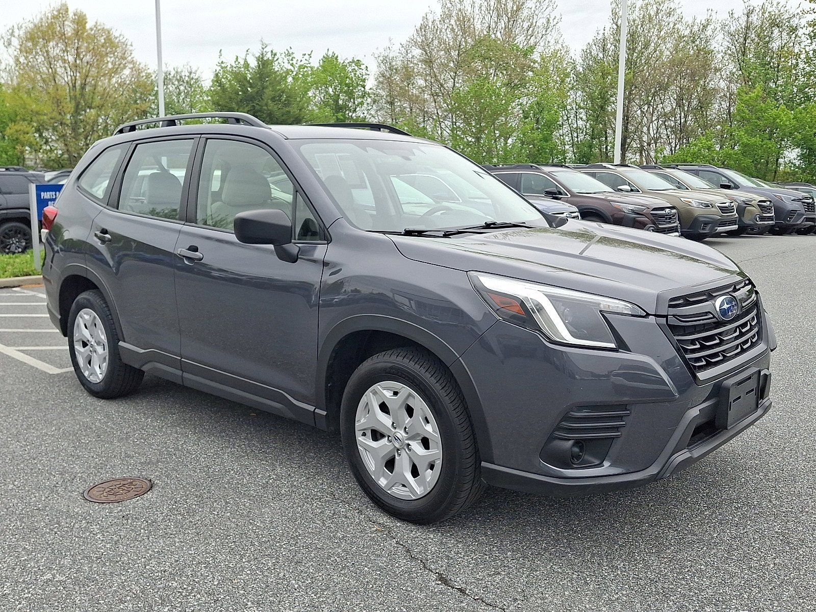 Used 2022 Subaru Forester AWD/4WD image 3
