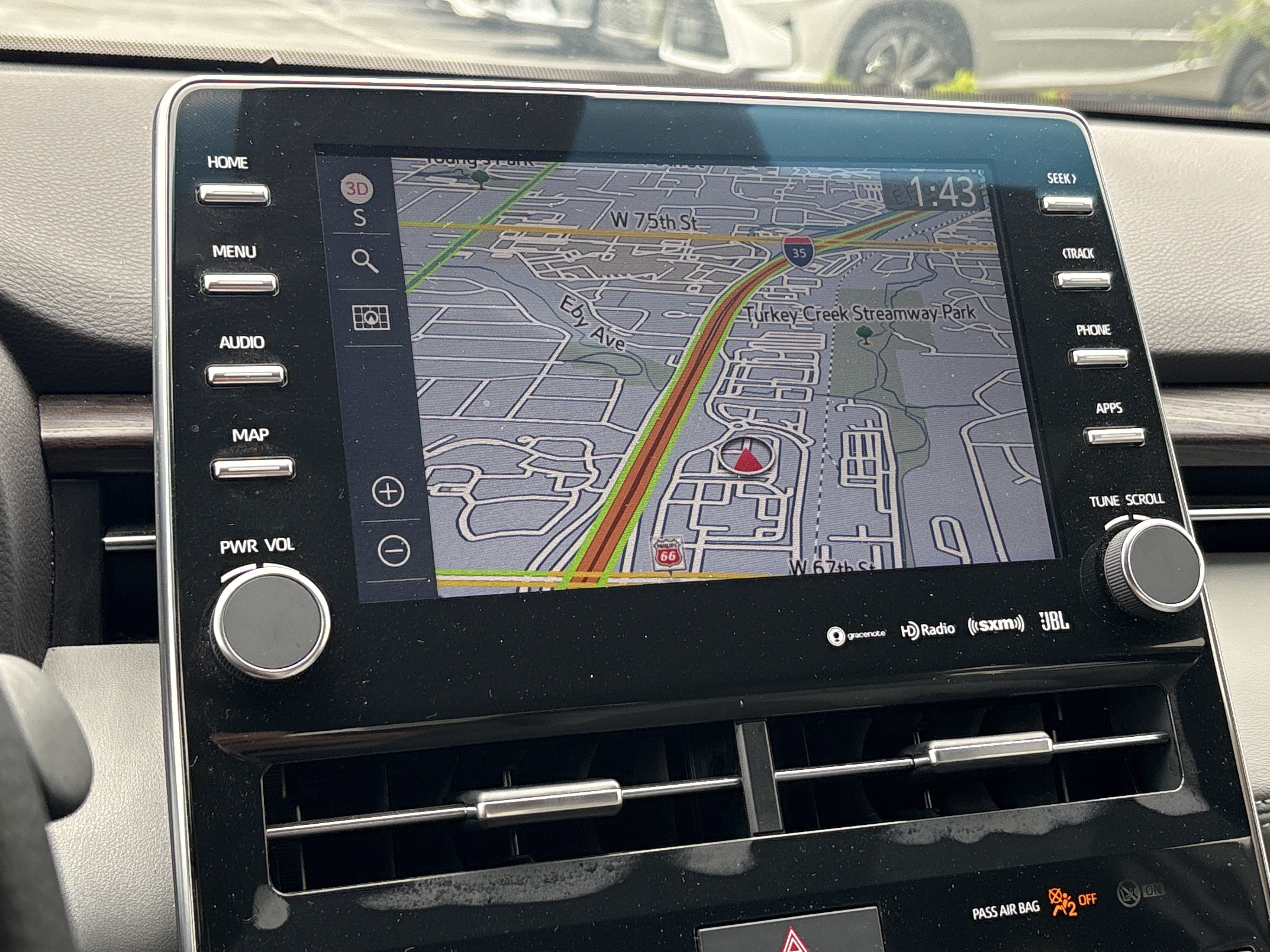 Used 2021 Toyota Avalon XLE w/ Moonroof Package FWD image 24