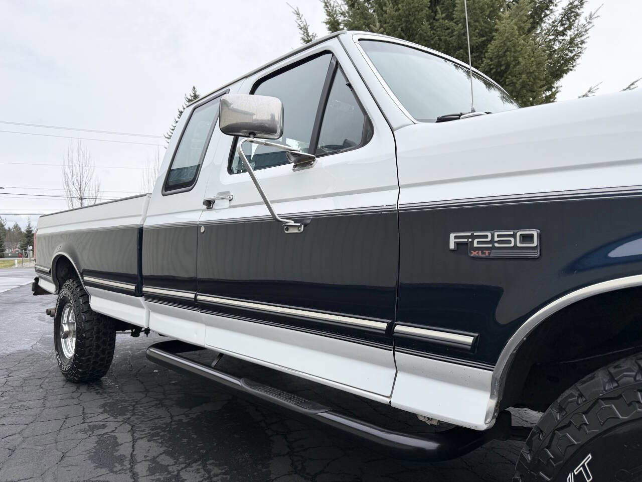 Used 1993 Ford F250 XLT image 26