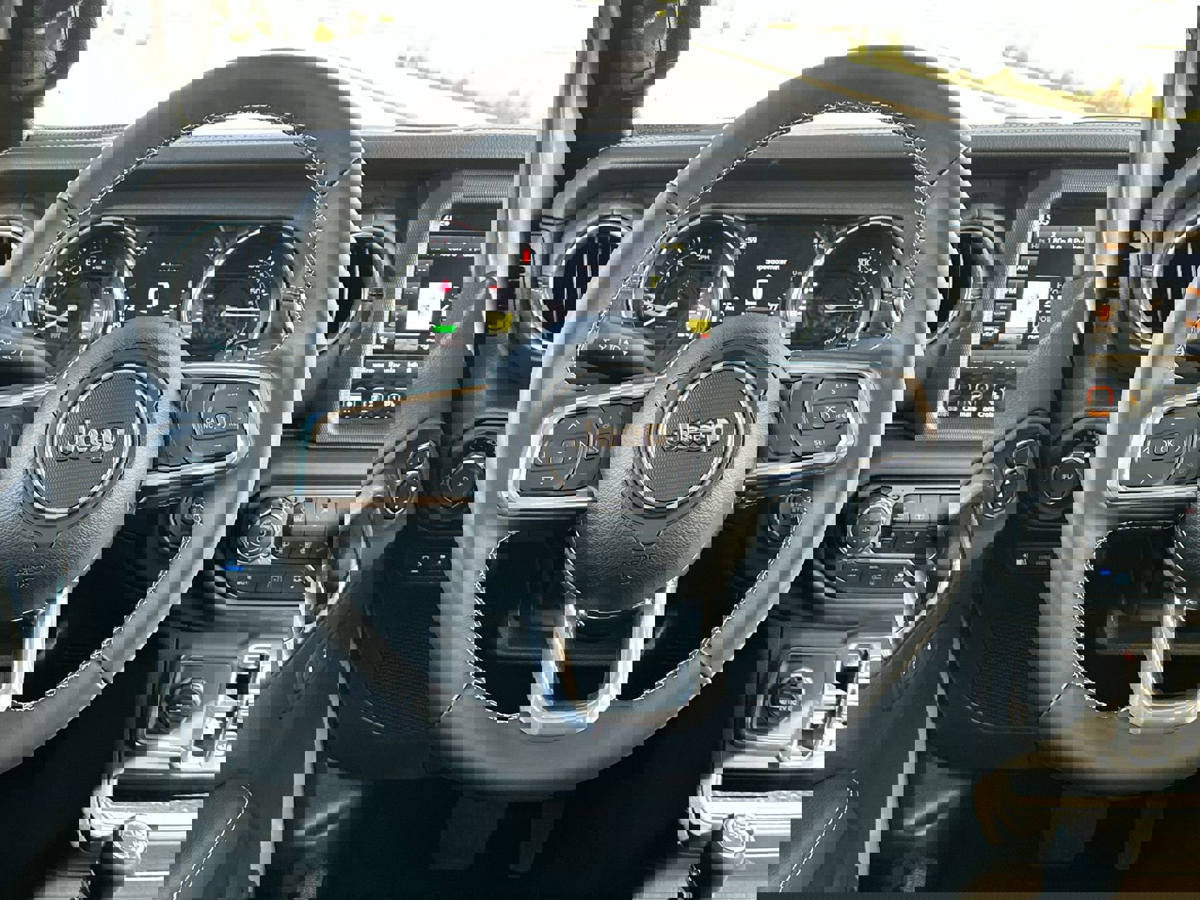 New 2023 Jeep Wrangler Sahara w/ Cold Weather Group image 14