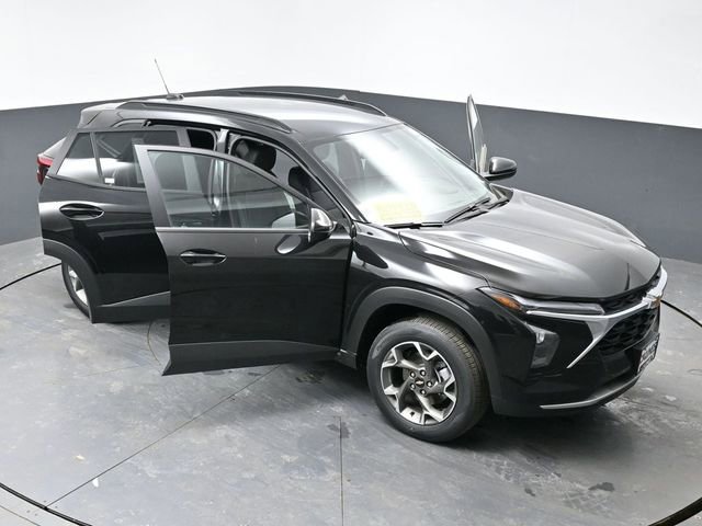 New 2026 Chevrolet Trax LT w/ Driver Confidence Package image 57