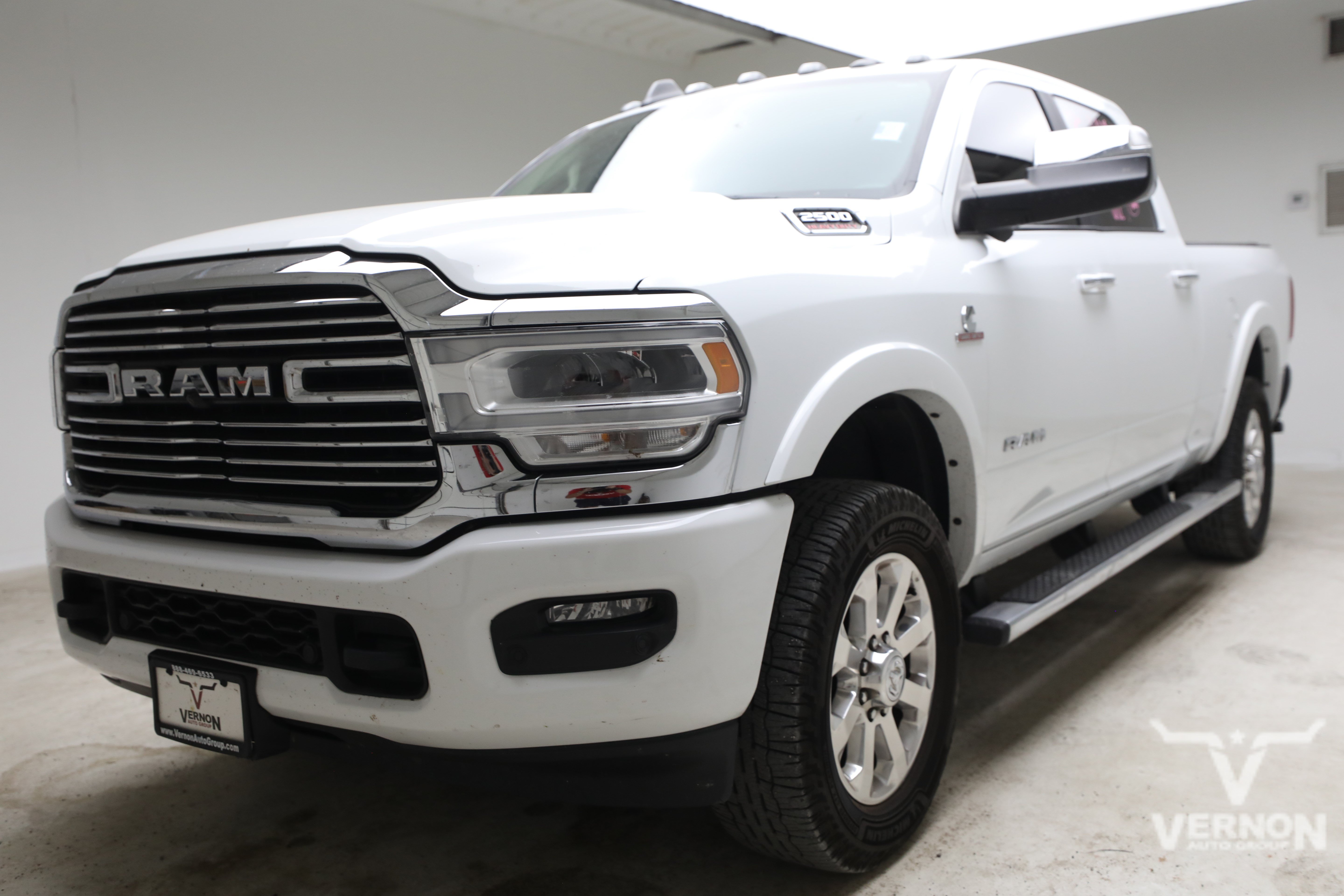 Used 2022 RAM 2500 Laramie AWD/4WD image 1