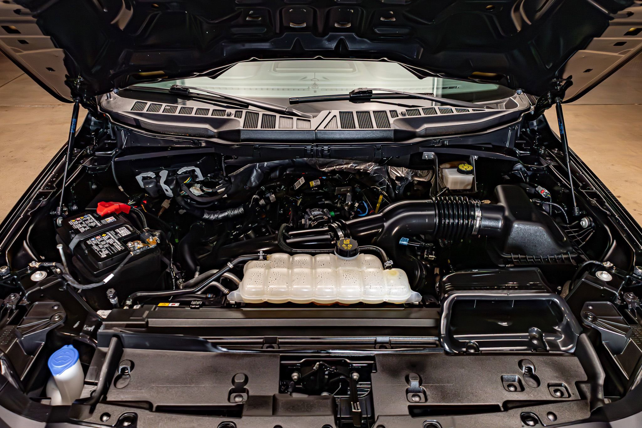 Used 2024 Ford F150 STX AWD/4WD image 32