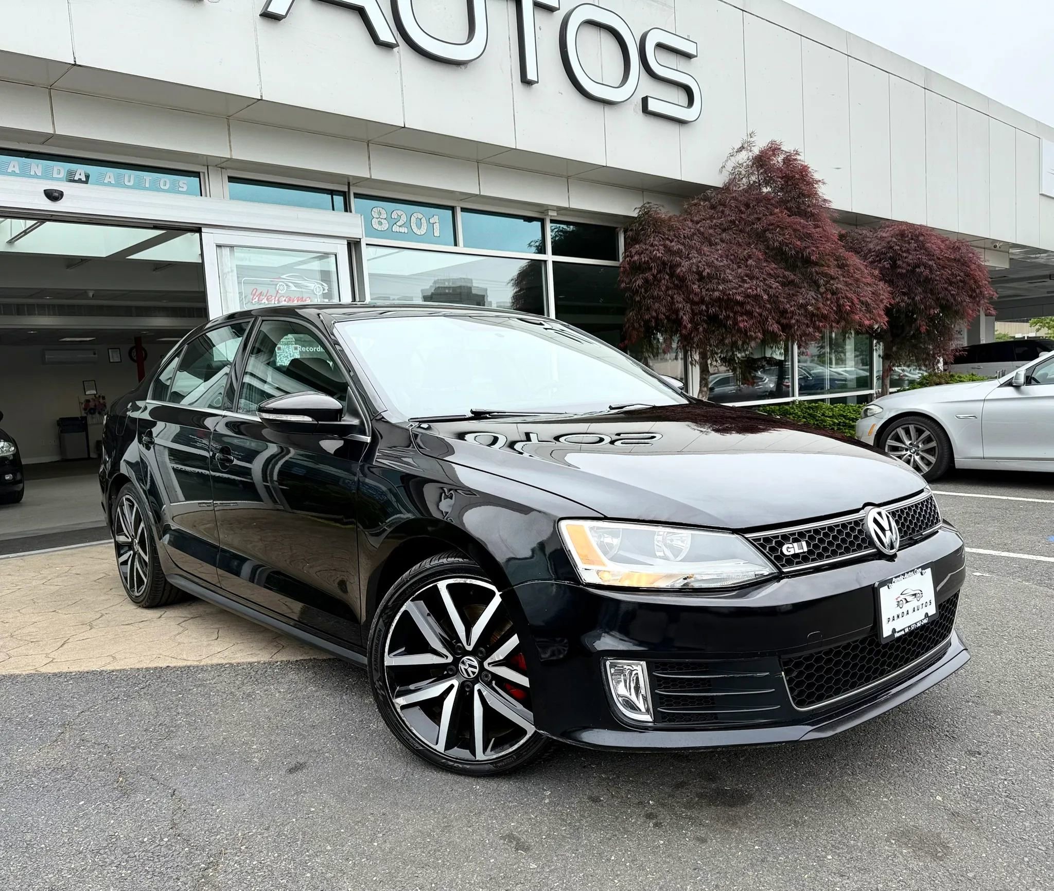Used 2013 Volkswagen Jetta GLI Autobahn FWD image 1