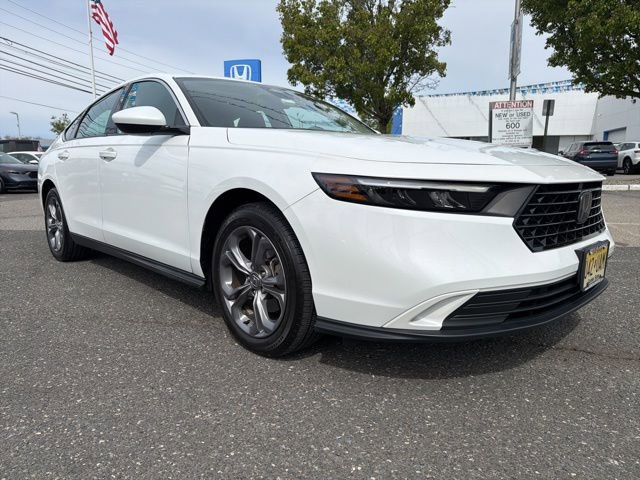Used 2024 Honda Accord EX image 2