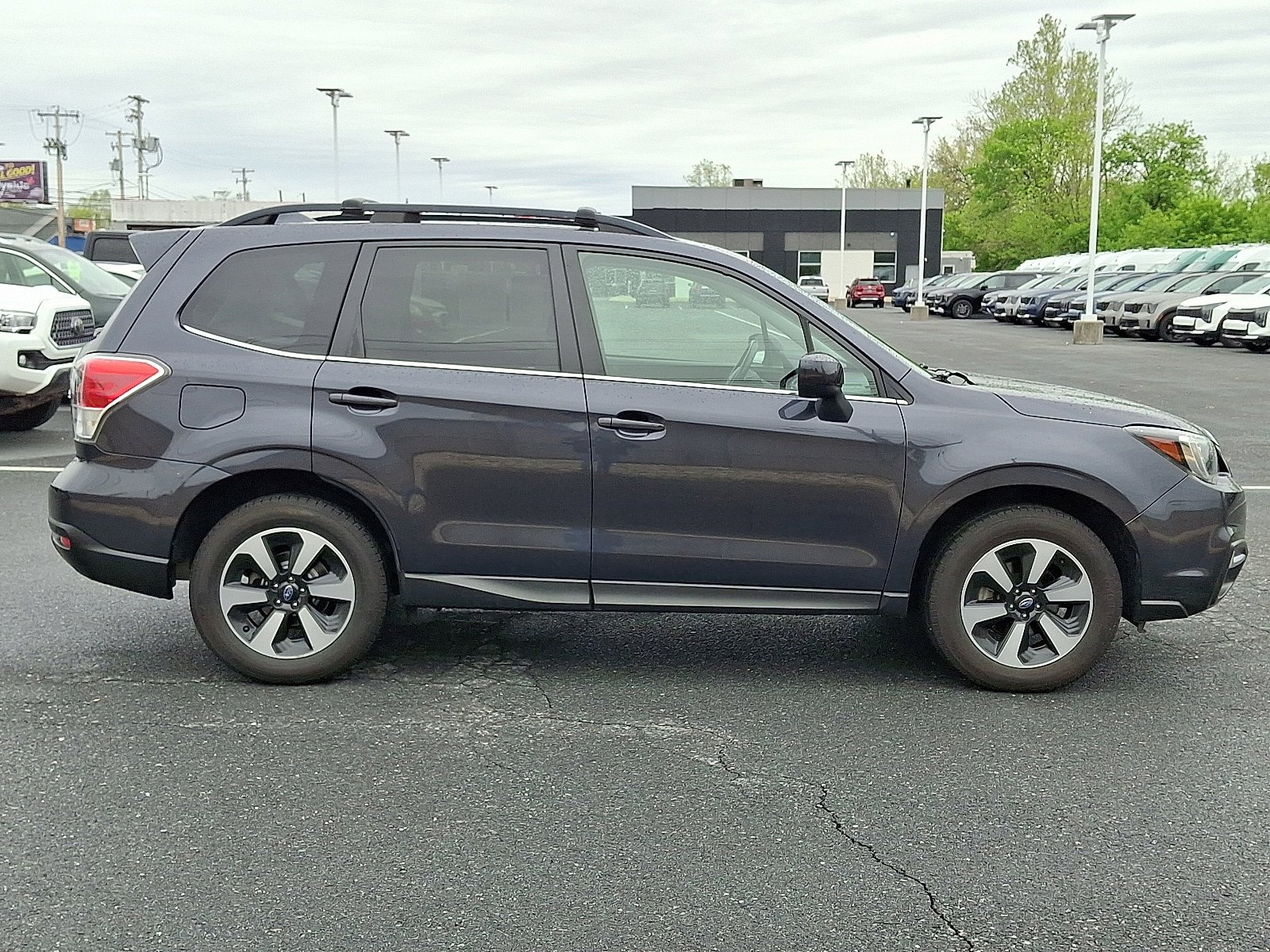 Used 2018 Subaru Forester 2.5i Limited AWD/4WD image 4