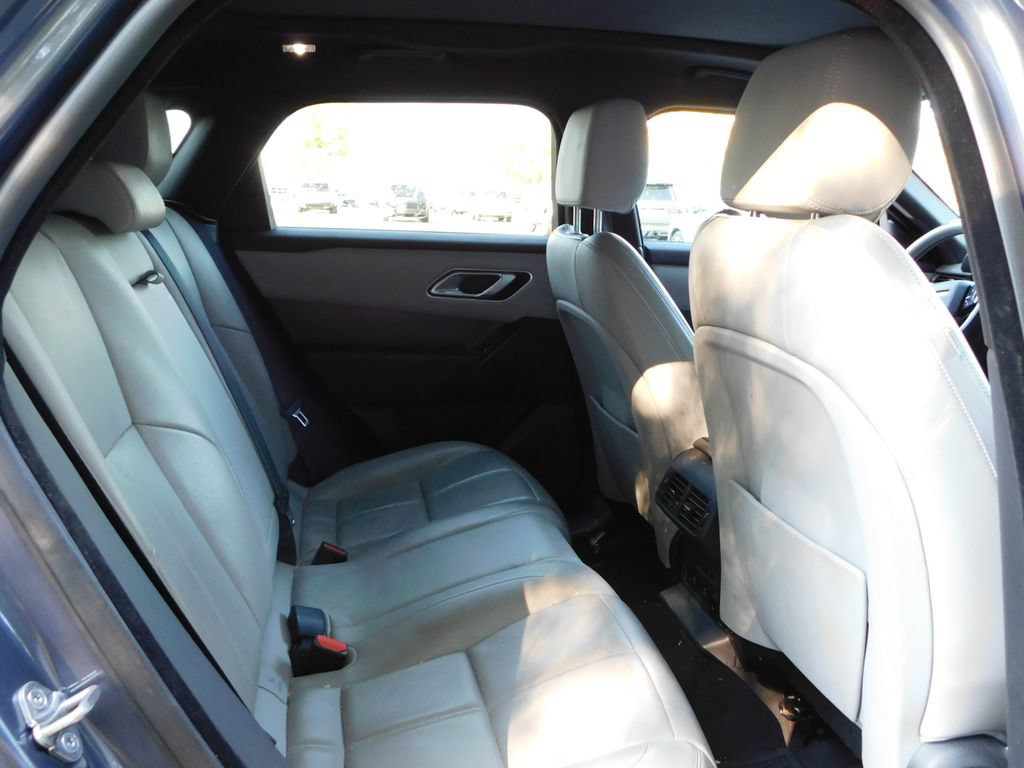 Used 2024 Land Rover Range Rover Velar Dynamic SE AWD/4WD image 4