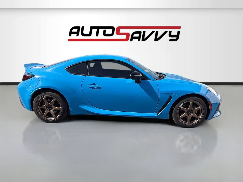 Used 2023 Toyota GR86 Premium w/ ALL Weather Mat Package (TMS) RWD image 8