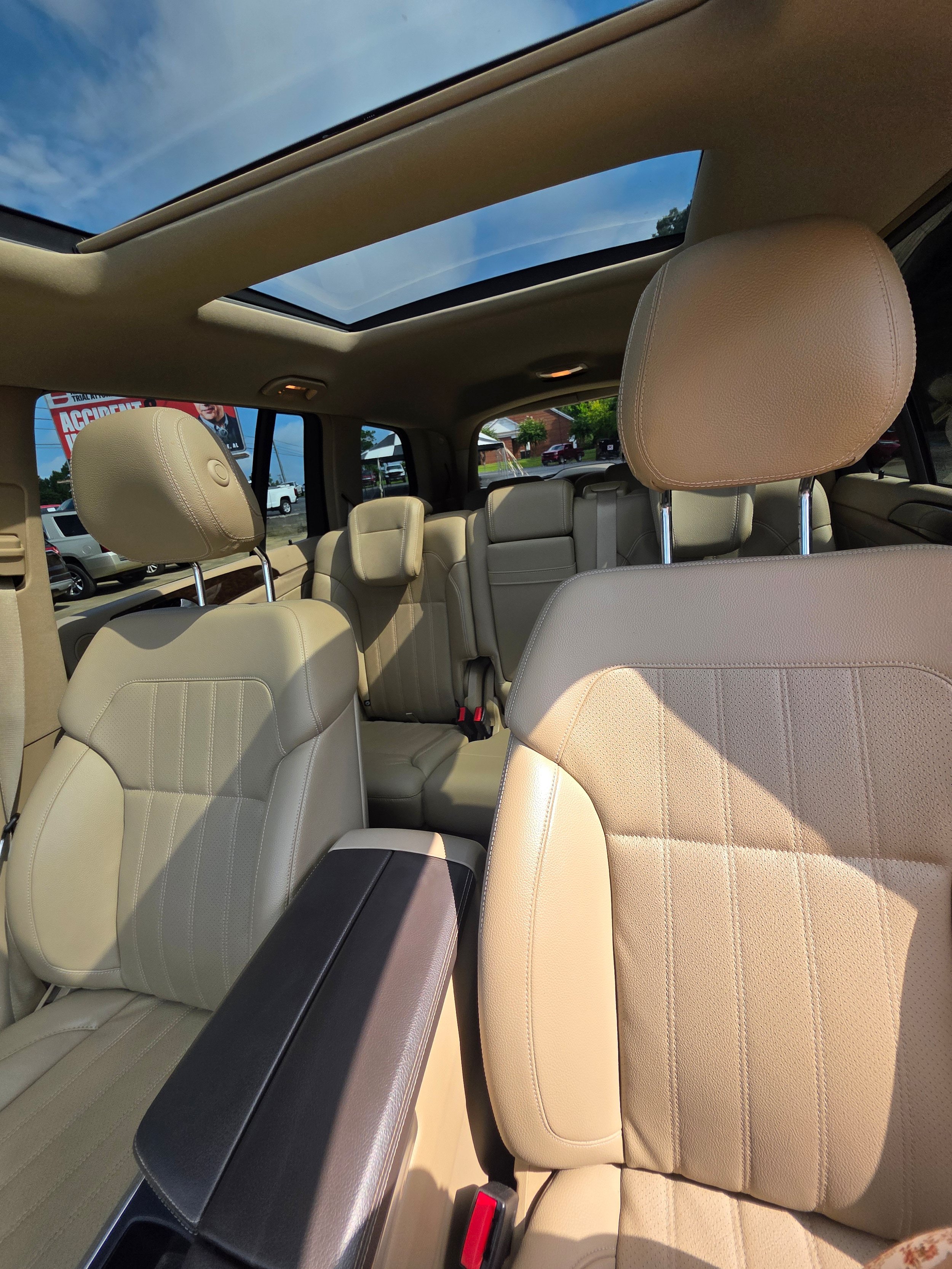 Used 2016 Mercedes-Benz GL 450 4MATIC image 22