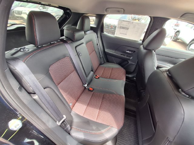 New 2026 Nissan Kicks SR w/ Cold Weather Package FWD image 26