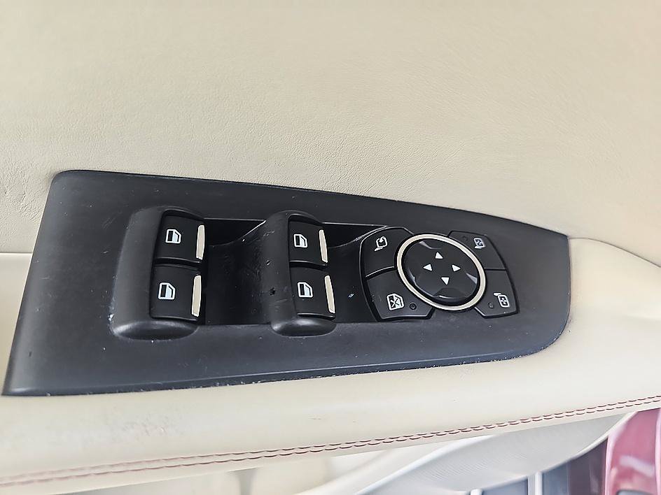 Used 2017 Lincoln MKX Black Label w/ Driver Assistance Package FWD image 13