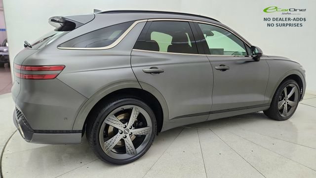Used 2024 Genesis GV70 3.5T Sport w/ Sport Prestige Package AWD/4WD image 6