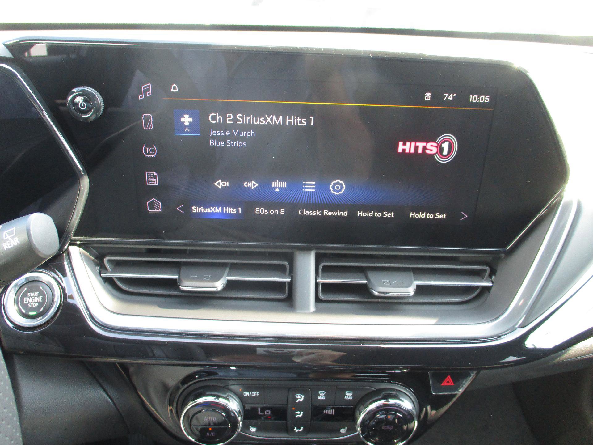 New 2026 Chevrolet Trax RS w/ Sunroof Package image 23