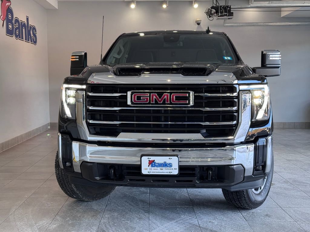 Certified 2025 GMC Sierra 2500 SLT image 3