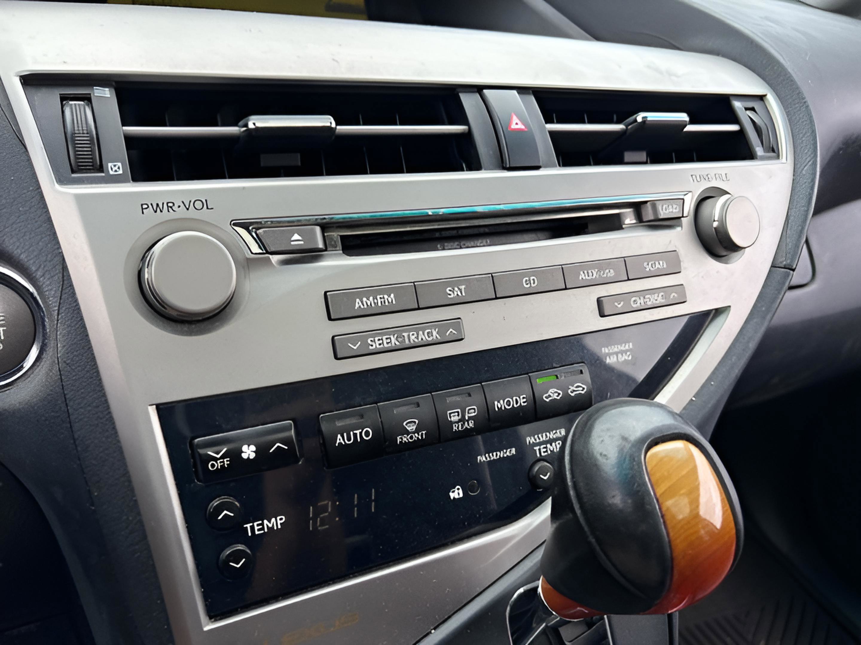 Used 2010 Lexus RX 350 2WD image 16