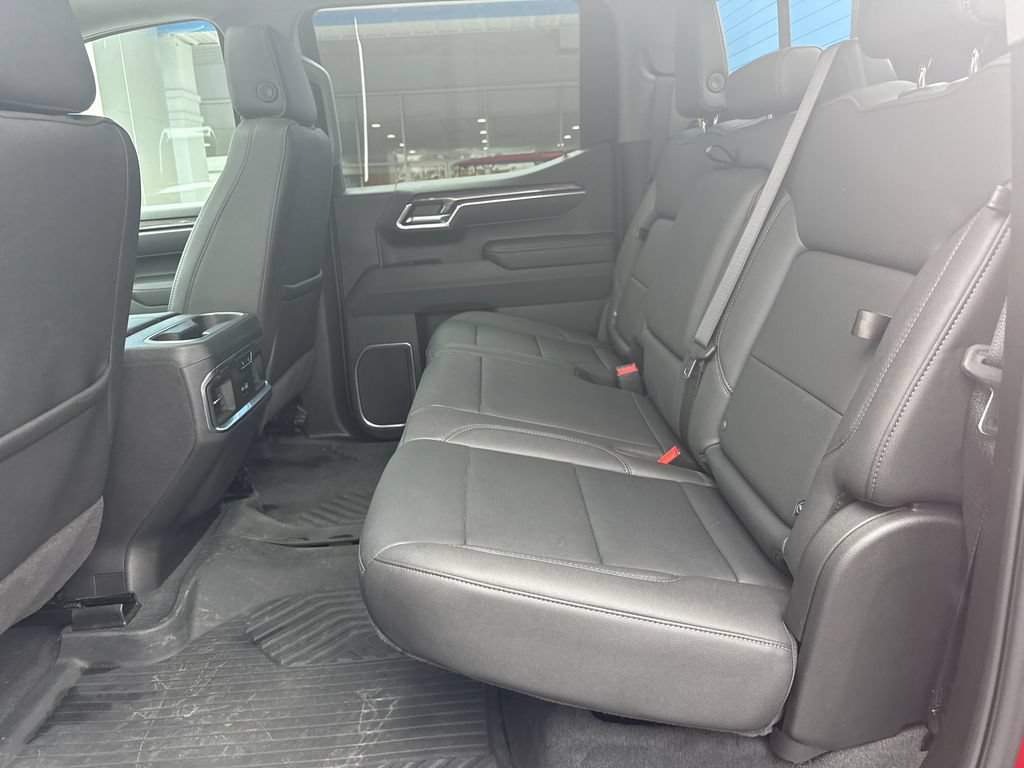 Used 2025 Chevrolet Silverado 1500 LTZ w/ Technology Package AWD/4WD image 32