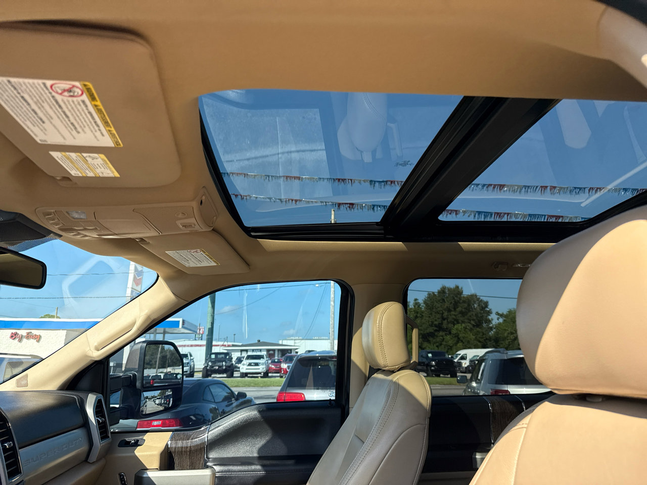 Used 2020 Ford F250 Lariat w/ Lariat Ultimate Package image 18