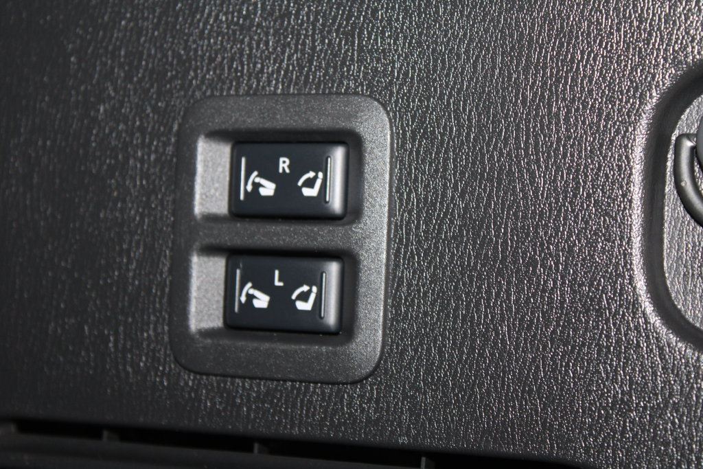 Used 2024 INFINITI QX80 Luxe RWD image 18