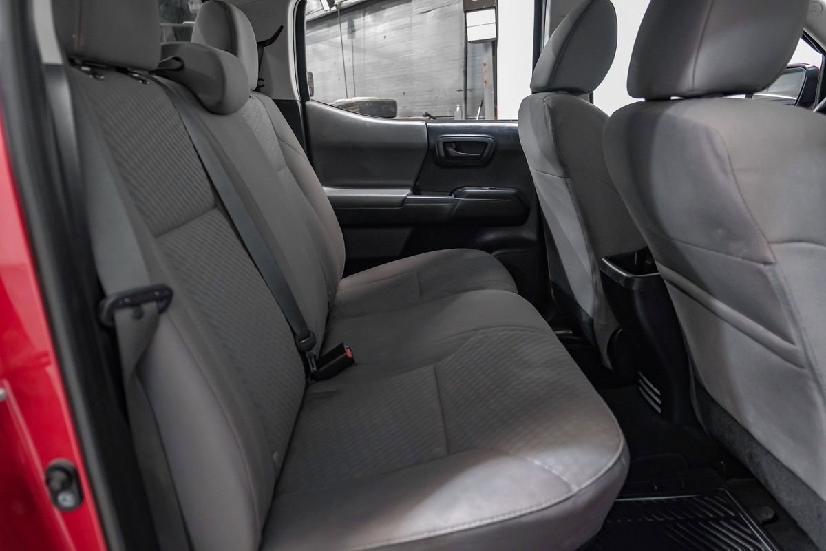 Used 2021 Toyota Tacoma SR image 31
