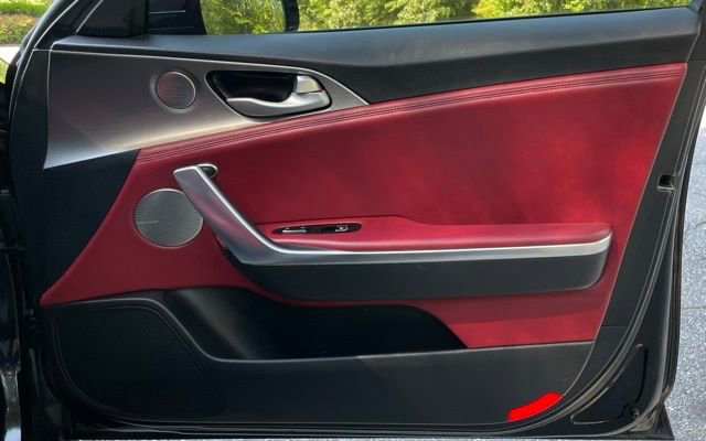 Used 2019 Kia Stinger GT2 AWD/4WD image 19