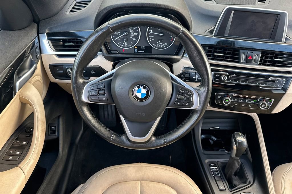 Used 2018 BMW X1 xDrive28i image 15