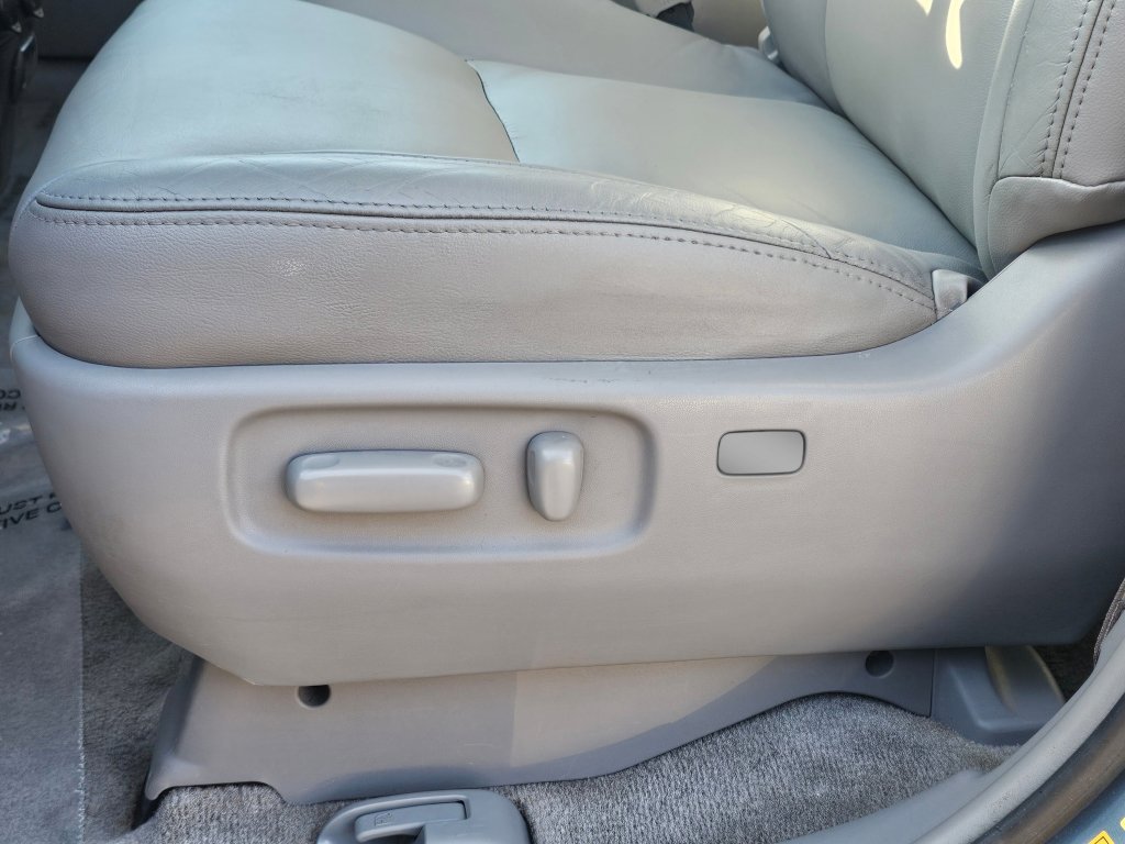 Used 2007 Toyota Sienna XLE Limited AWD/4WD image 29