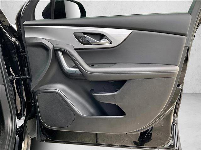 Used 2024 Chevrolet Blazer LT FWD image 19