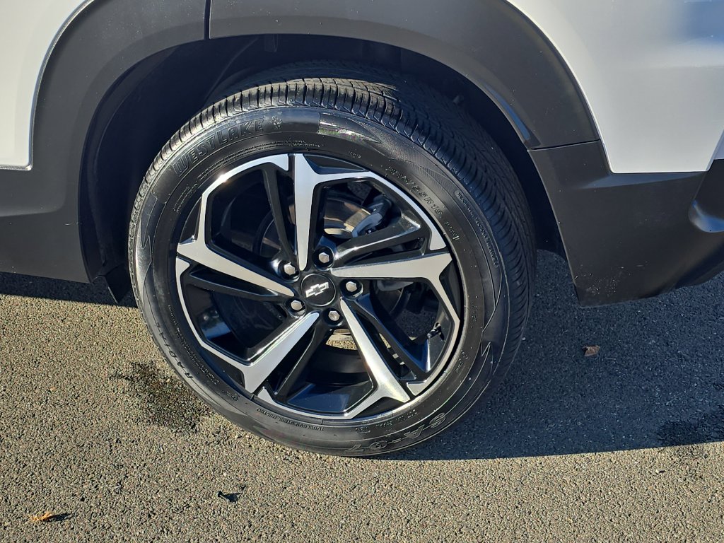 Used 2023 Chevrolet TrailBlazer RS image 11