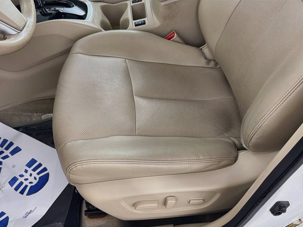 Used 2015 Nissan Rogue SL AWD/4WD image 19