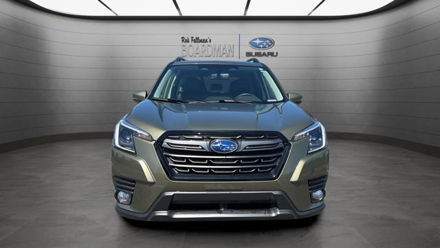 Used 2023 Subaru Forester Limited AWD/4WD image 12