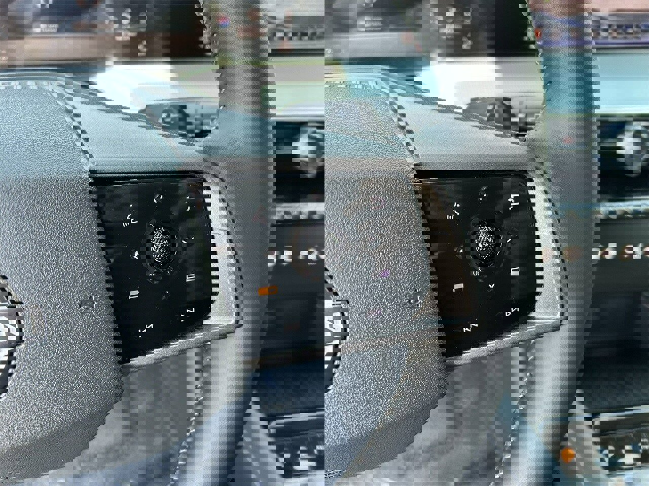 New 2025 Nissan Murano SL image 21