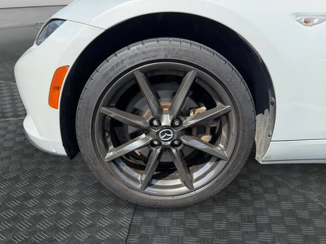 Used 2016 MAZDA MX-5 Miata Club RWD image 13