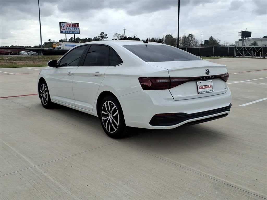 New 2026 Volkswagen Jetta SE FWD image 8