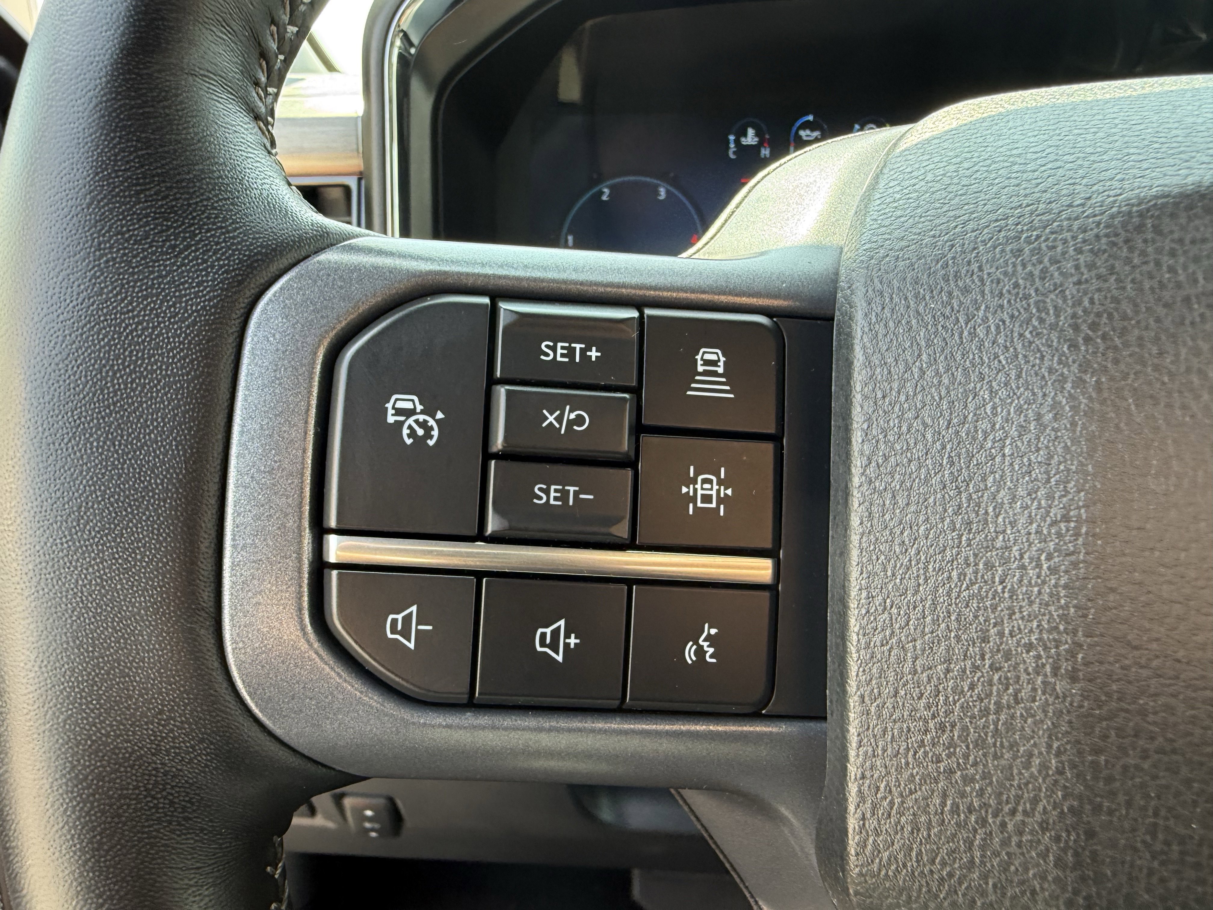Used 2023 Ford F250 Lariat w/ Lariat Ultimate Package AWD/4WD image 20