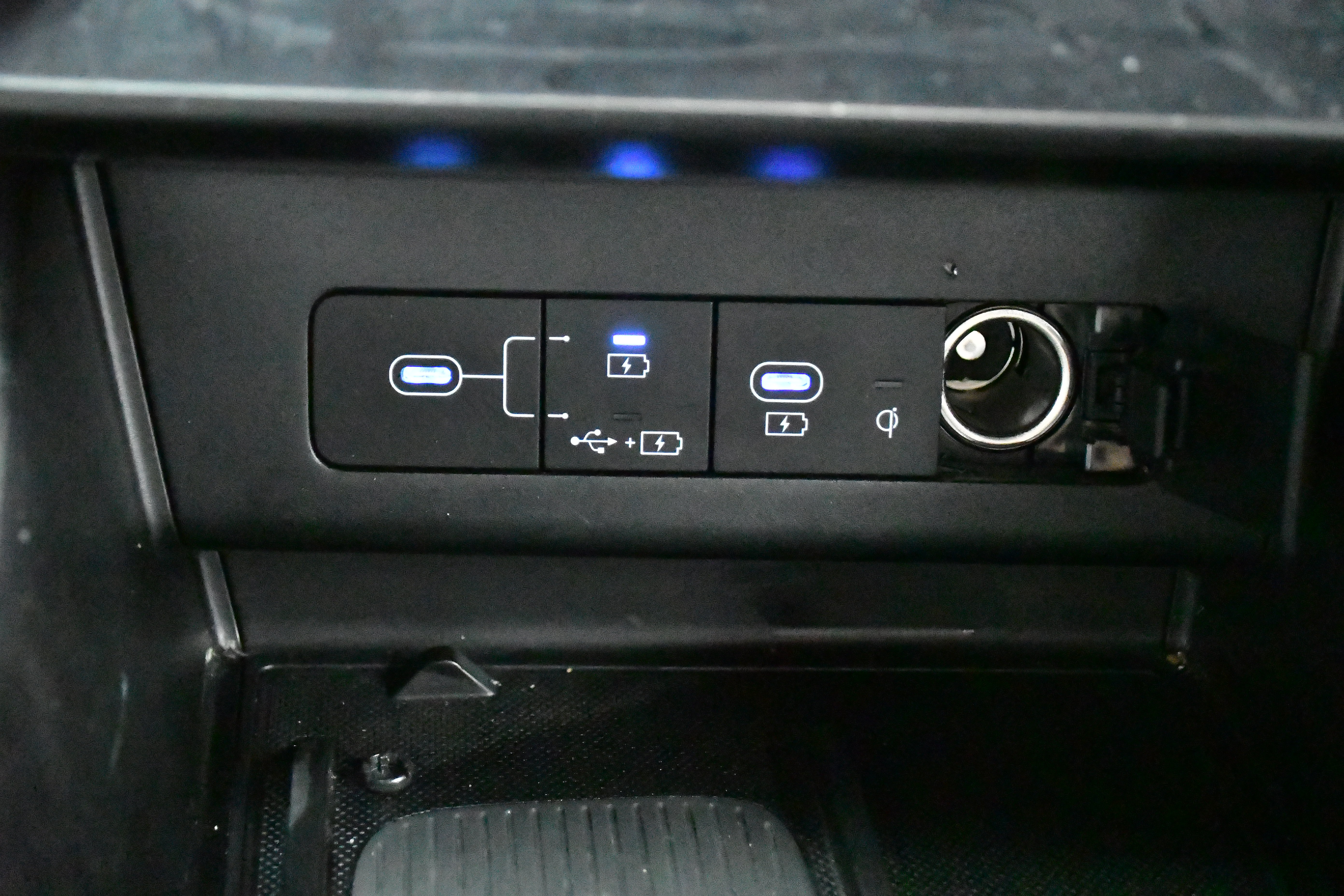 Used 2025 Hyundai Sonata SEL FWD image 26
